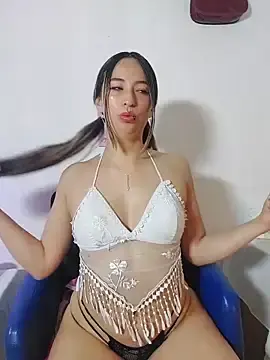 Stripchat Adult Webcam of DulceDolly_