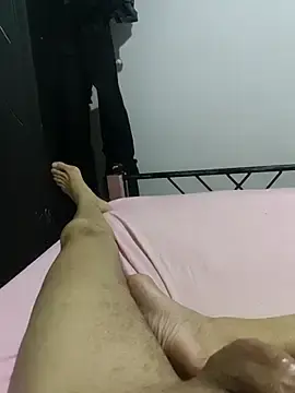 Stripchat Sex Cam of JoyousArray85