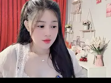 Stripchat Sex Chat of Bee-Cherry