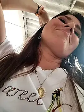 Stripchat Live Sex of Rubi_Esmeralda