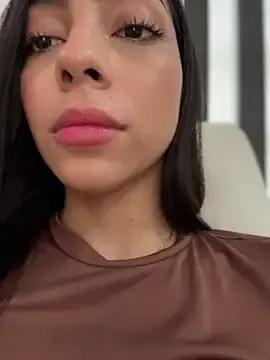 Stripchat Adult Video Chat of Ema_azel