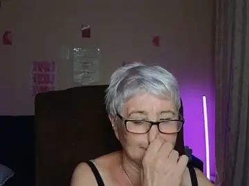 Stripchat Best Webcam of Sandra_Snowflake