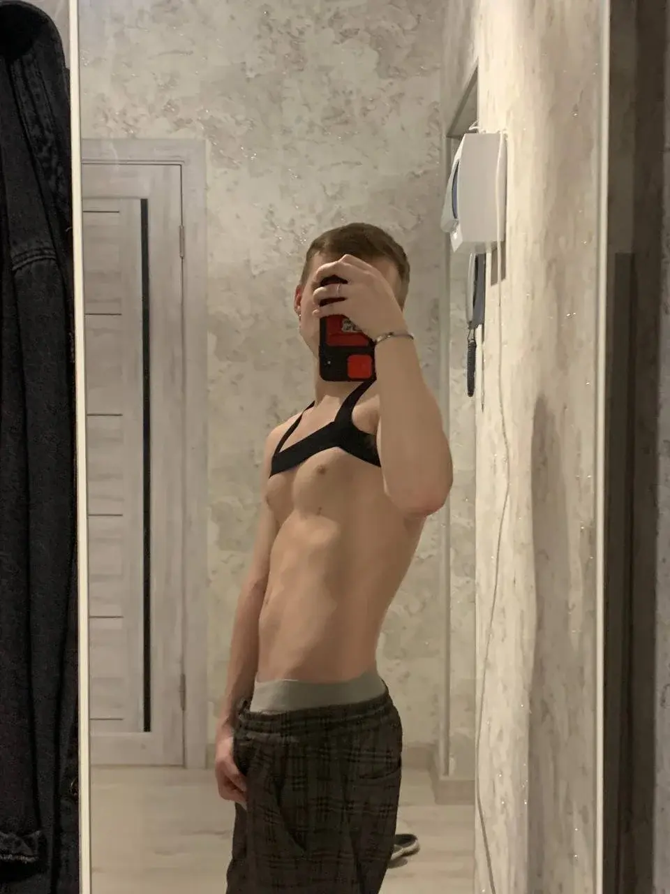 Hey_Chrisss