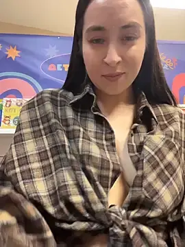 Stripchat Free Live Porn of Holly_Play