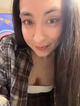 Stripchat Live Sex of Holly_Play
