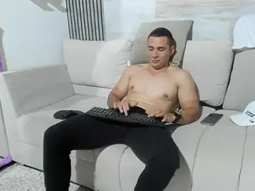 Stripchat Free Live Porn of dylan_viper