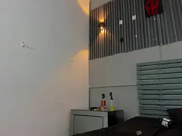 Stripchat Sex Cam of Thomas_Woolf