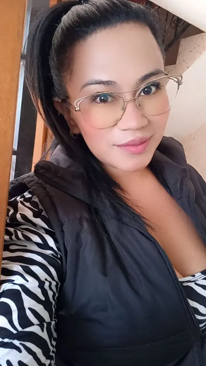 Ambar_Monroe_