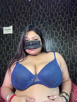 Stripchat Adult Webcam of James_Jennifer_G
