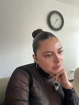 Stripchat Best live sex cam show of sukhakunis1