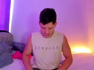 Stripchat Live Sex of johnycooper08