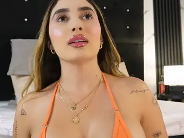 Stripchat Live Porn of Annyy_Rosse
