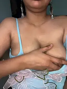 Stripchat Adult Webcam of Cute_Marina