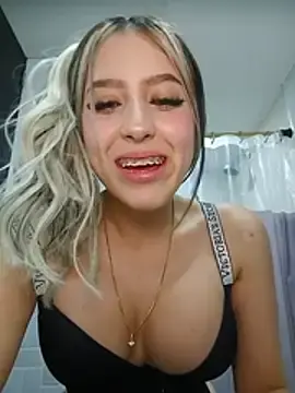 Stripchat Adult Webcam of eva-2023