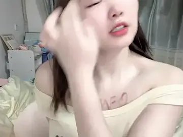 Stripchat Live Sex Cam of zaizai-11