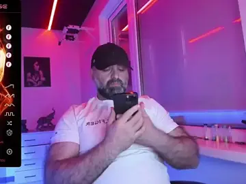Stripchat Sex Cam of HAIR-MAN