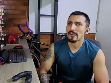 Stripchat Sex Chat of Marck_Muscle