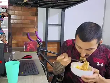 Stripchat Live Porn of Marck_Muscle