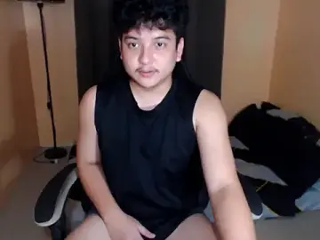 Stripchat Sex Cam of Prince_Killian