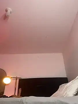 Stripchat Free Porn Cam of muscle_boyhorny