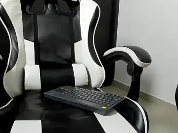 Stripchat Sex Cam of eren_jeager