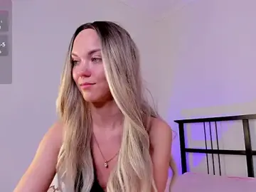 Stripchat Free Porn Cam of Flora_Meooww