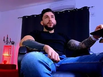 Stripchat Adult Video Chat of MightyAaron66