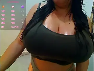 Stripchat Best Webcam of Bigcocksexyluisa