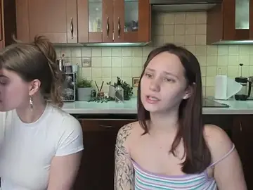 Stripchat Free Porn Cam of HotCaramellsTV