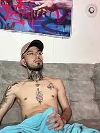Stripchat Watch Live Sex Cams of Anthony-Martin