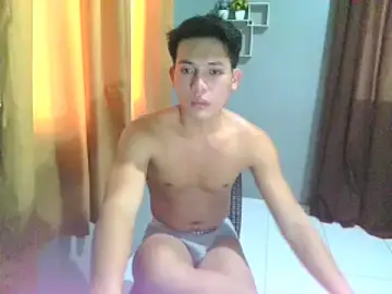 Stripchat Free Porn Cam of pinoy_sj