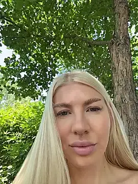 Stripchat Adult Webcam of NewLale