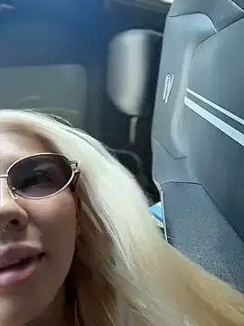 Stripchat Live Porn of NewLale