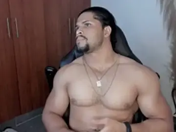 Stripchat Watch Live Sex Cams of Evansdark1