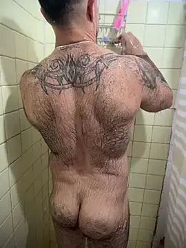 Stripchat Free Porn Cam of wolfbucker