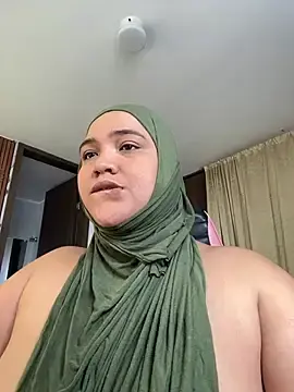 Stripchat Free Live Porn of sweetmuslim01