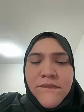 Stripchat Watch Live Sex Cams of sweetmuslim01