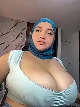 Stripchat Free Live Porn of sweetmuslim01