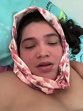 Stripchat Watch Live Sex Cams of sweetmuslim01