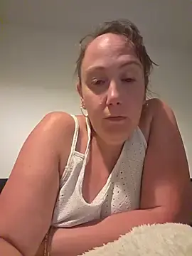 Stripchat Live Sex Cam of Wisie_Cutie