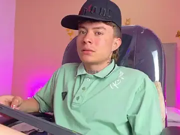 Stripchat Live Sex of Nascary_Fox
