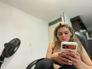 Stripchat Private Sex Chat of alison_parkerrr26