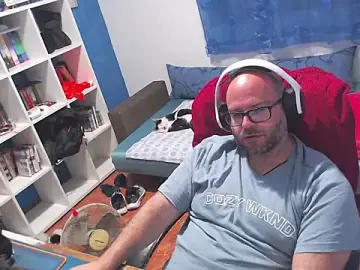 Stripchat Live Porn of ravingr4d4