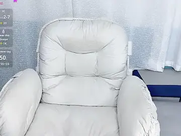 Stripchat Free Porn Cam of Yinzi_