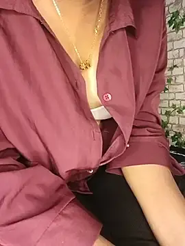 Stripchat Free Porn Cam of hi-swati