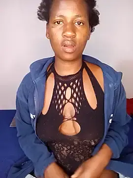Stripchat Live Porn of DimpleQueen_01
