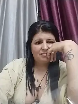 Stripchat Sex Chat of Jann_Riya333