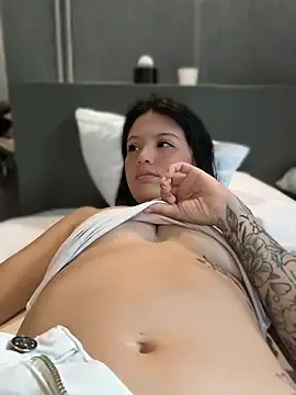 Stripchat Live Porn of LorenRosse