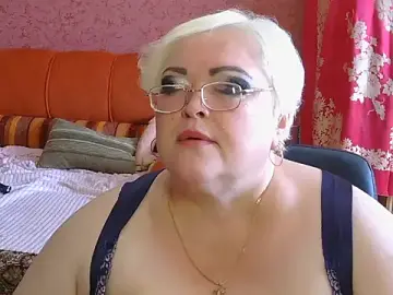 Stripchat Live Sex Cam of Iren4555