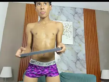 Stripchat Sex Cam of BOUL_GUYS